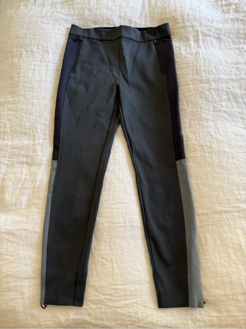 James Perse Two-Tone Gray and Black Leggings